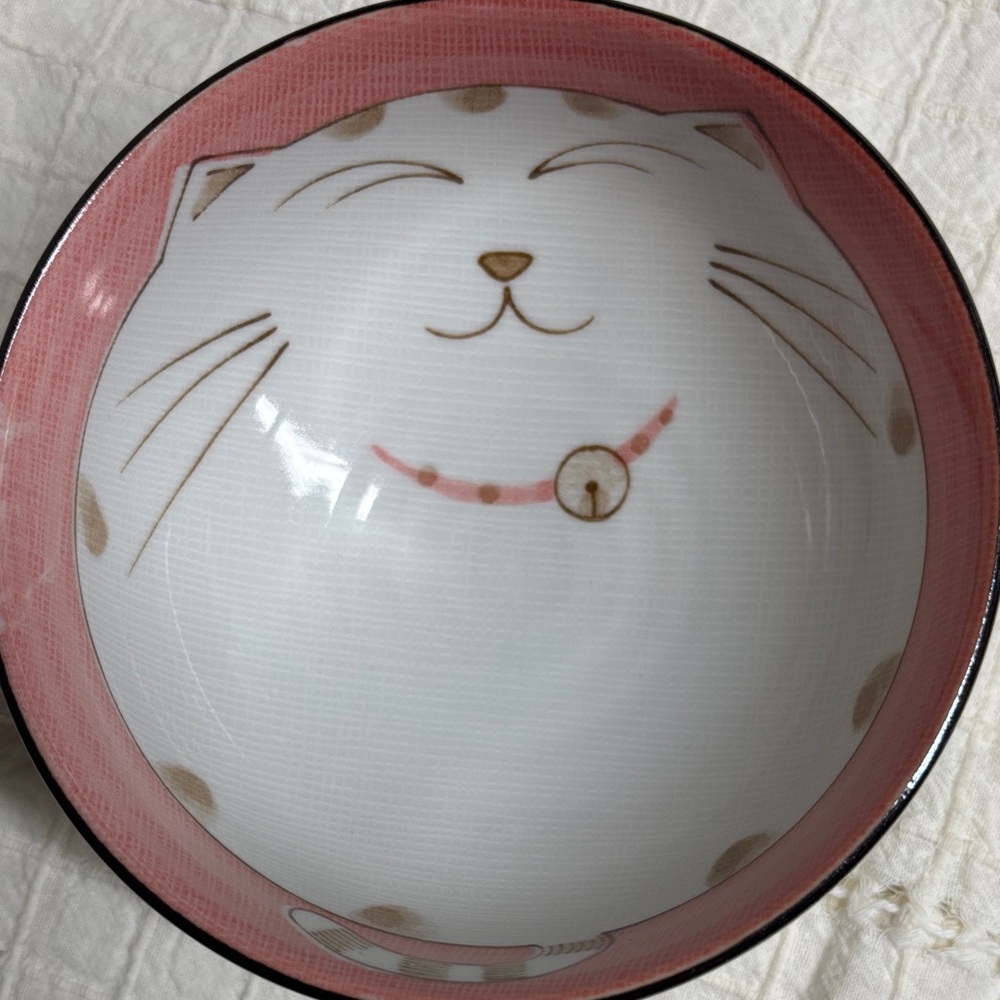Happy Cat Rice Bowl by KAFUH Maneki Neko